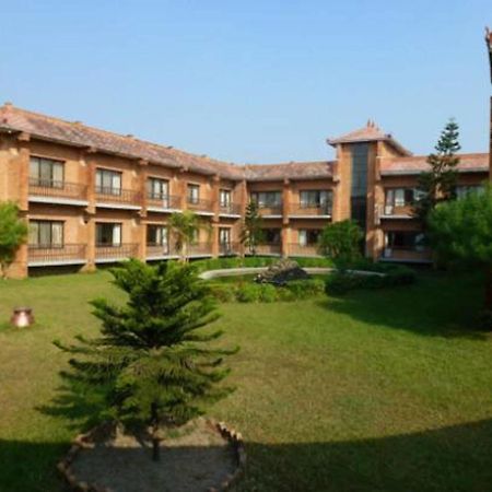 Hotel Lumbini Garden New Crystal Zewnętrze zdjęcie